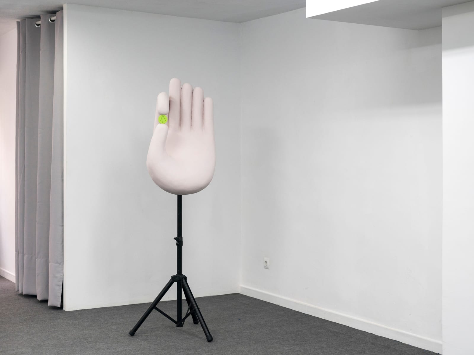 Joan Pallé, Christmas tree ecstasy pill, 2018