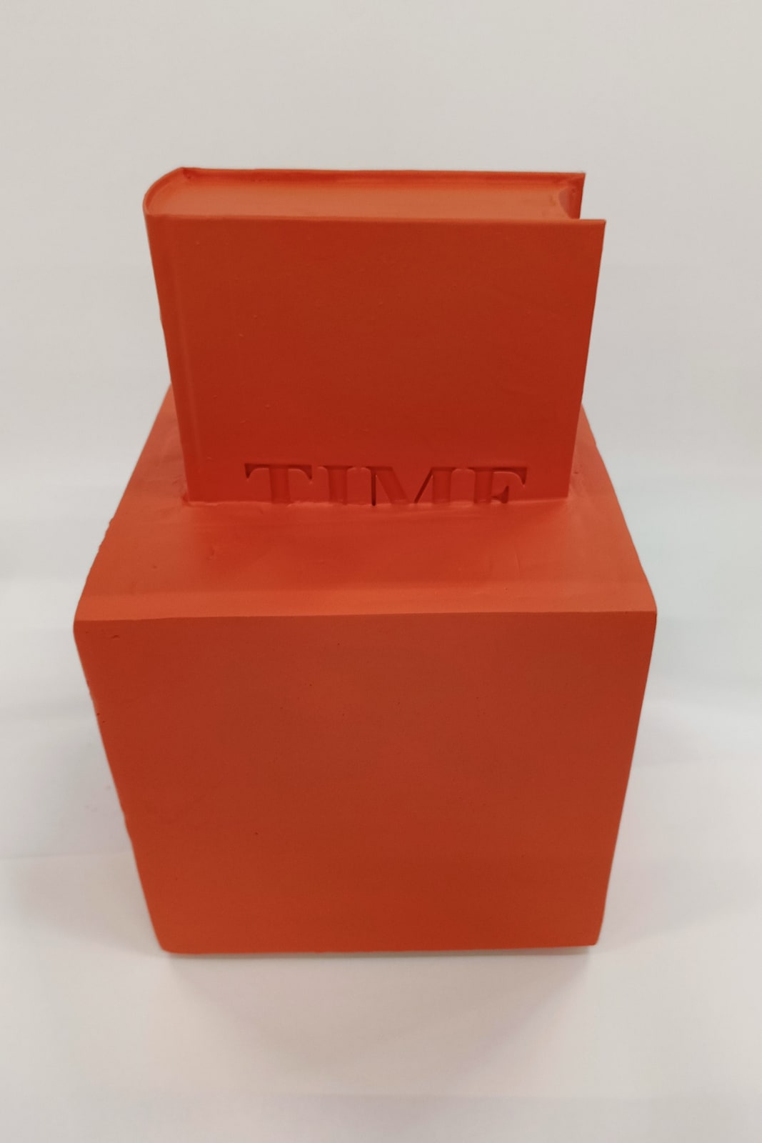 Avelino Sala, Biblioteca imposible. Time, 2024