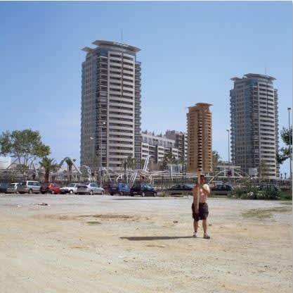 Jordi Colomer, Anarchitekton: Barcelona, 2002
