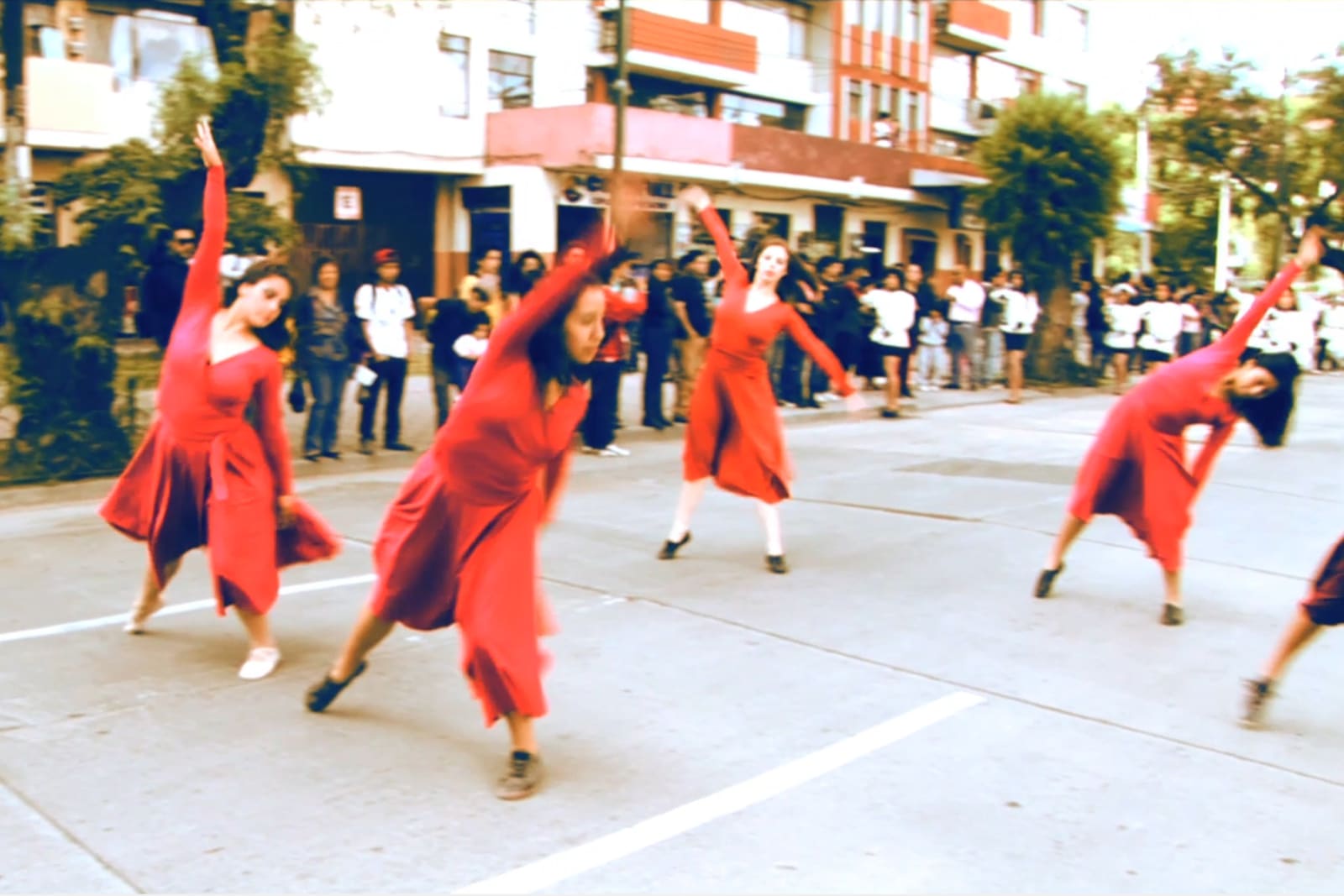 Marinella Senatore, The School of Narrative Dance. Video