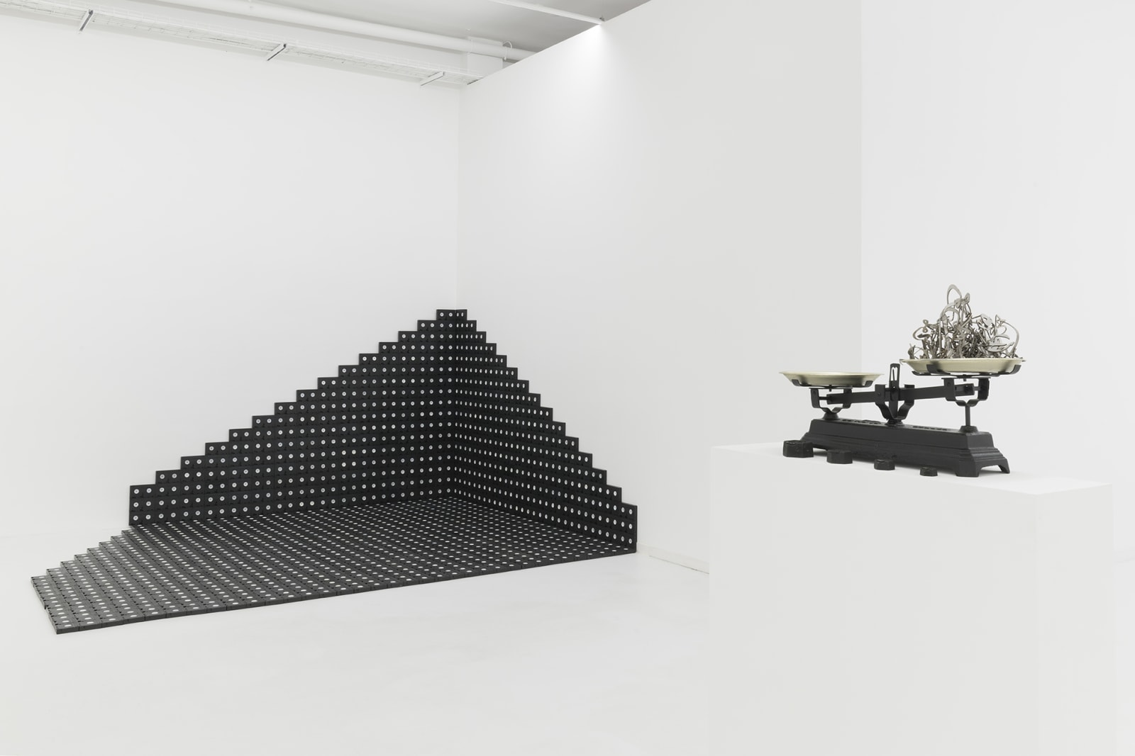 mounir fatmi, Already Dead 01, 2021