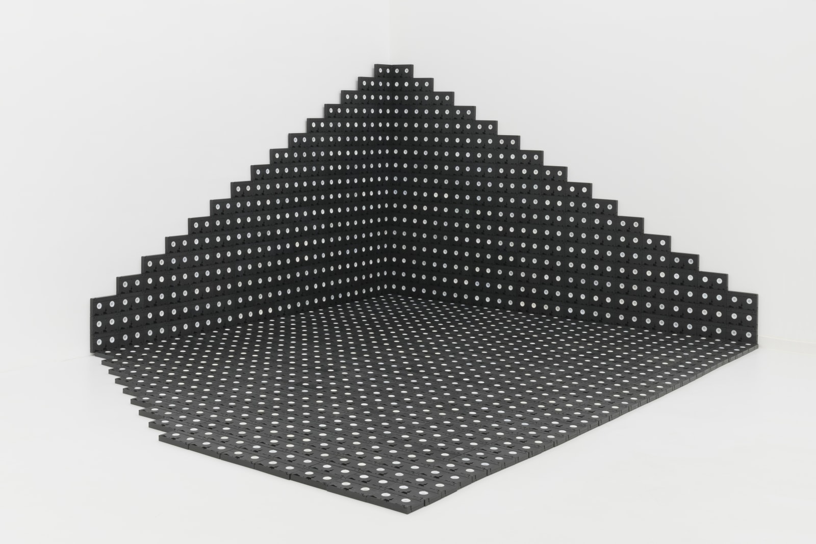 mounir fatmi, Already Dead 01, 2021