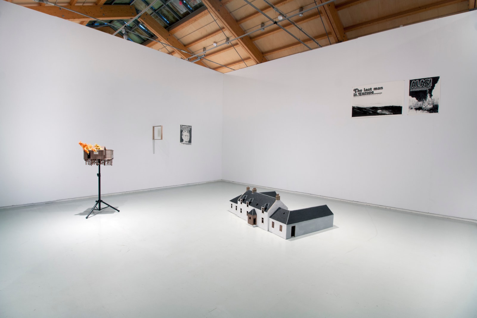 Joan Pallé, Enough space. A magnificent place to live, work, or commit suicide, 2018