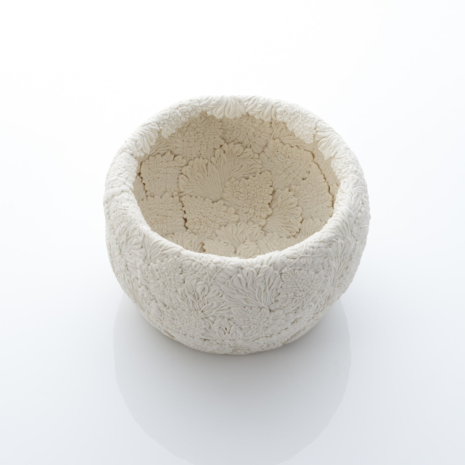 Hitomi Hosono, A Moringa and Leaves Bowl, 2025
