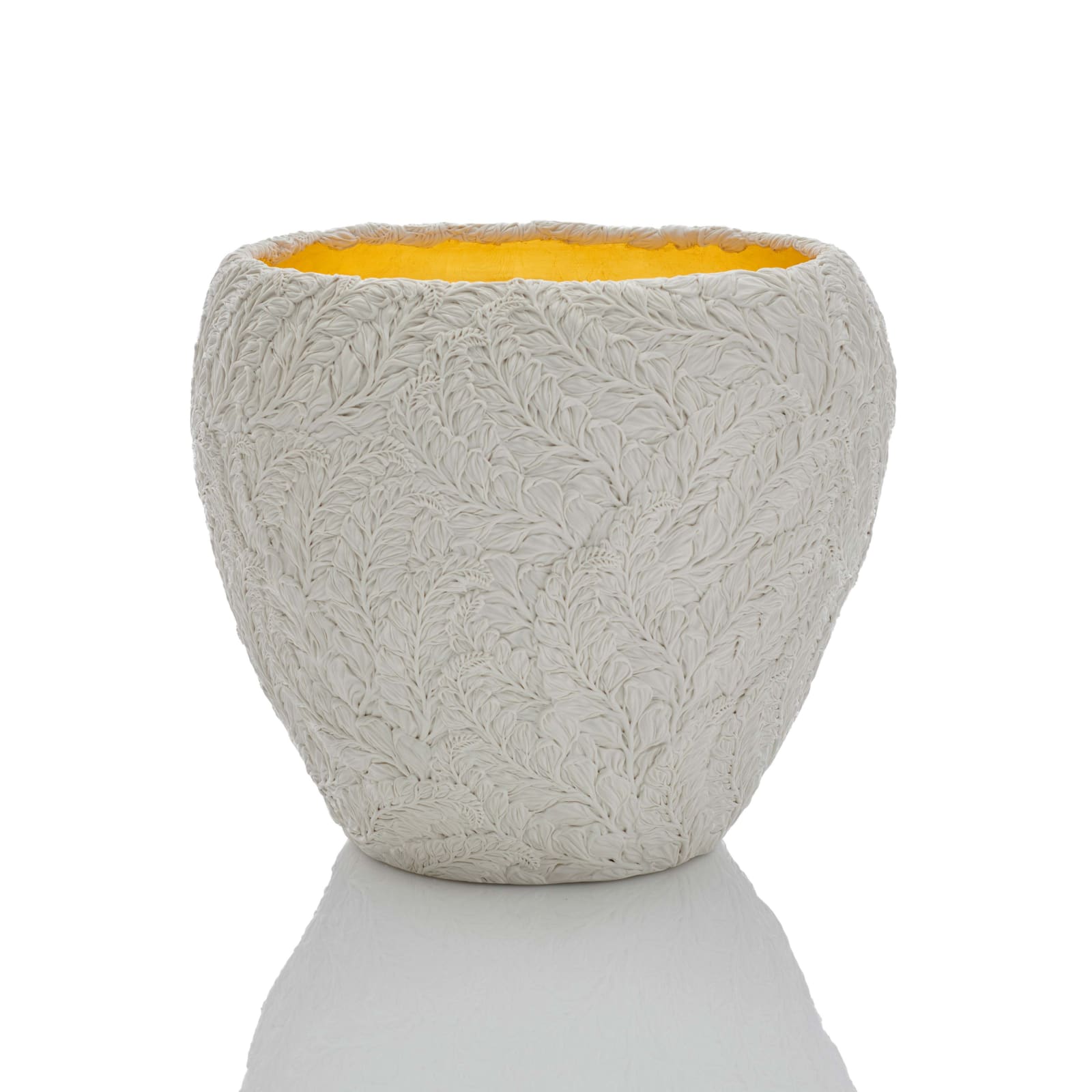 Hitomi Hosono, A Very Large Oval Nazuna Vase, 2017