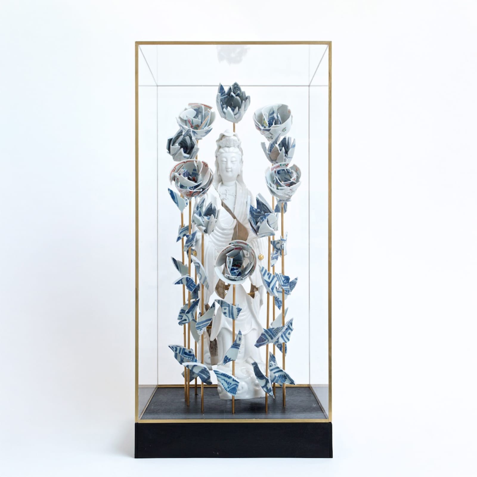 Bouke de Vries, Guan Yin with Porcelain Flowers, 2019