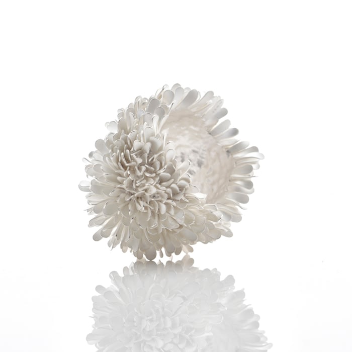 Junko Mori, Silver Organism; Dense Twisted Leaf, 2017