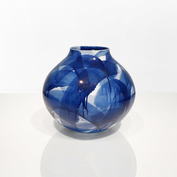Felicity Aylieff, Blue & White Vase, 2022