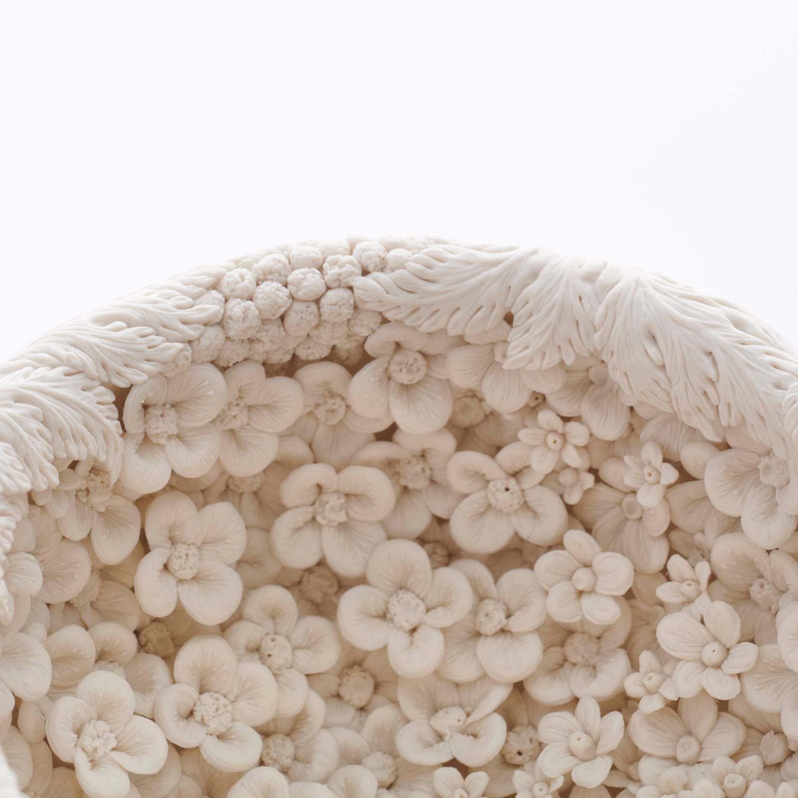 Hitomi Hosono, A Nobana and Leaves Bowl, 2023