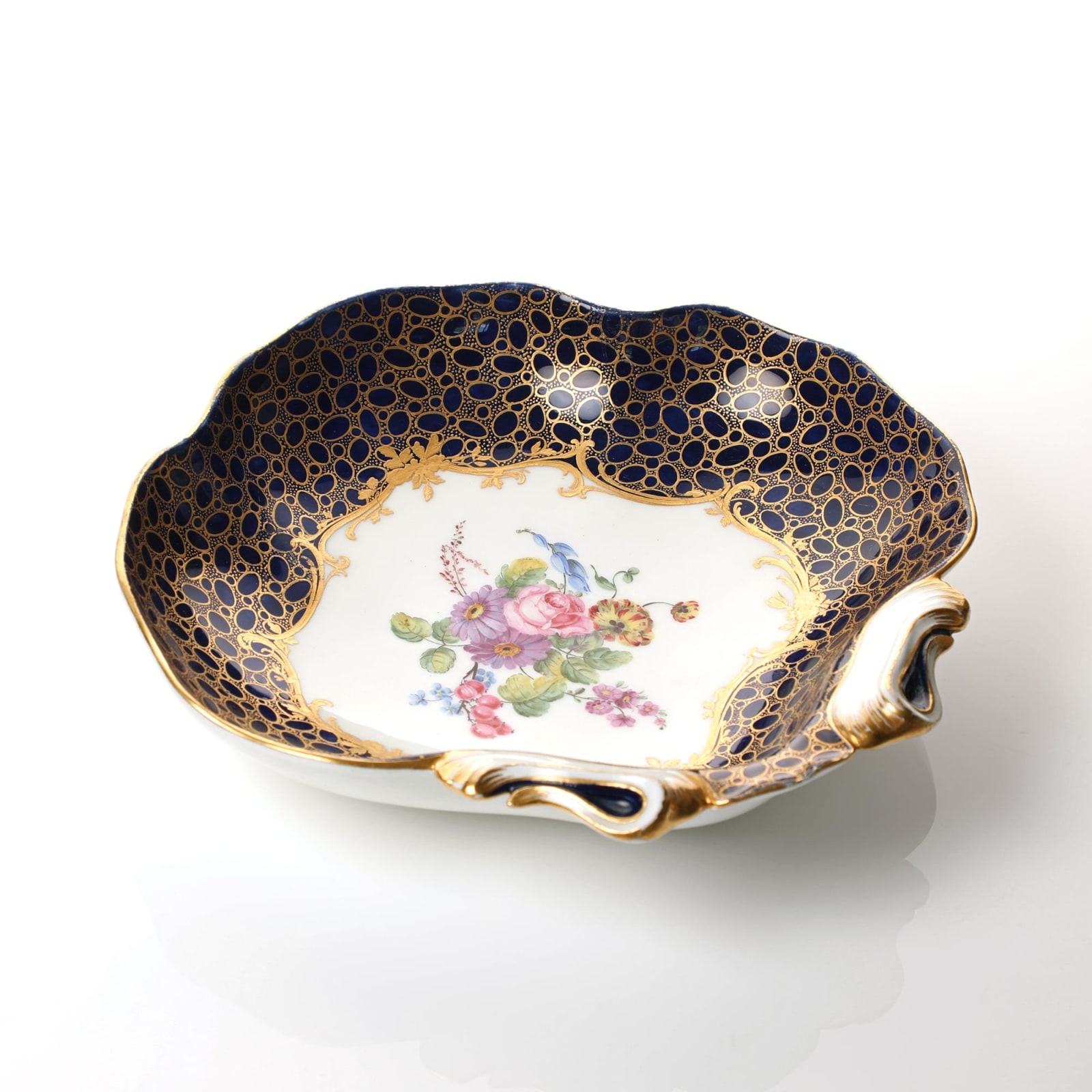 Sèvres Porcelain, A Soft-Paste Sèvres Porcelain Shell-Shaped Dish, circa 1761