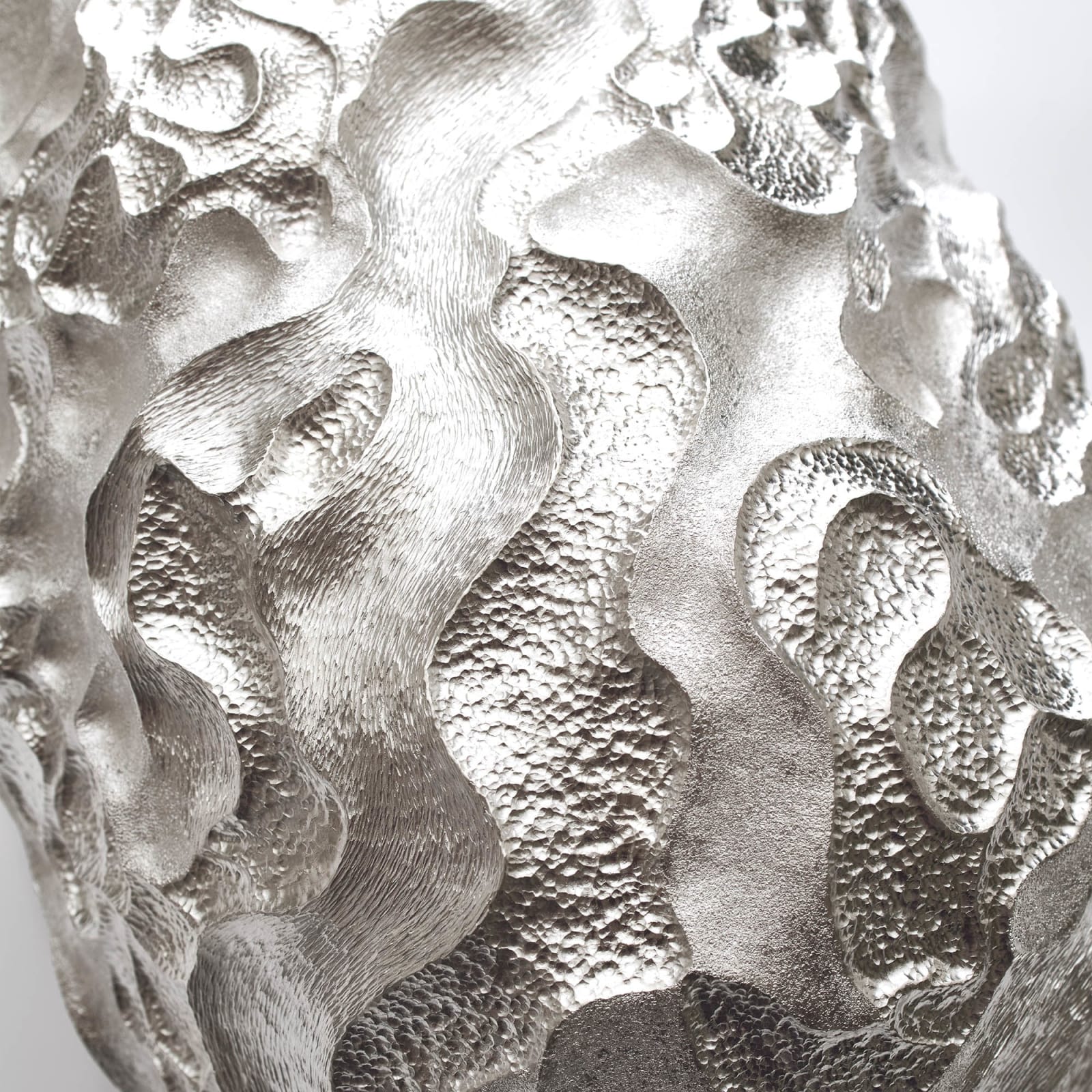 Hiroshi Suzuki, Miyabi-Fire Vase, 2024