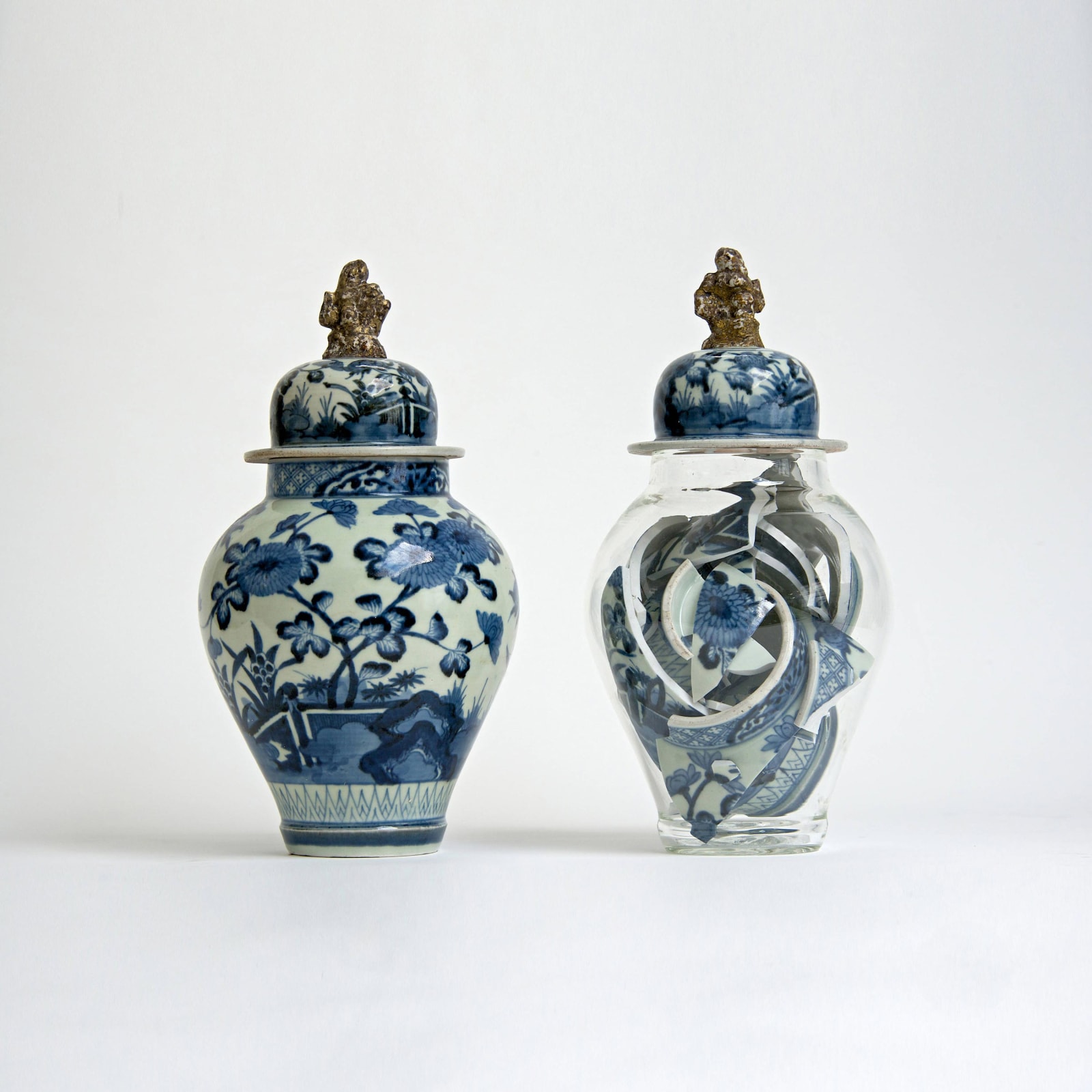 Bouke de Vries, A Pair of Memory Vessels, 2014