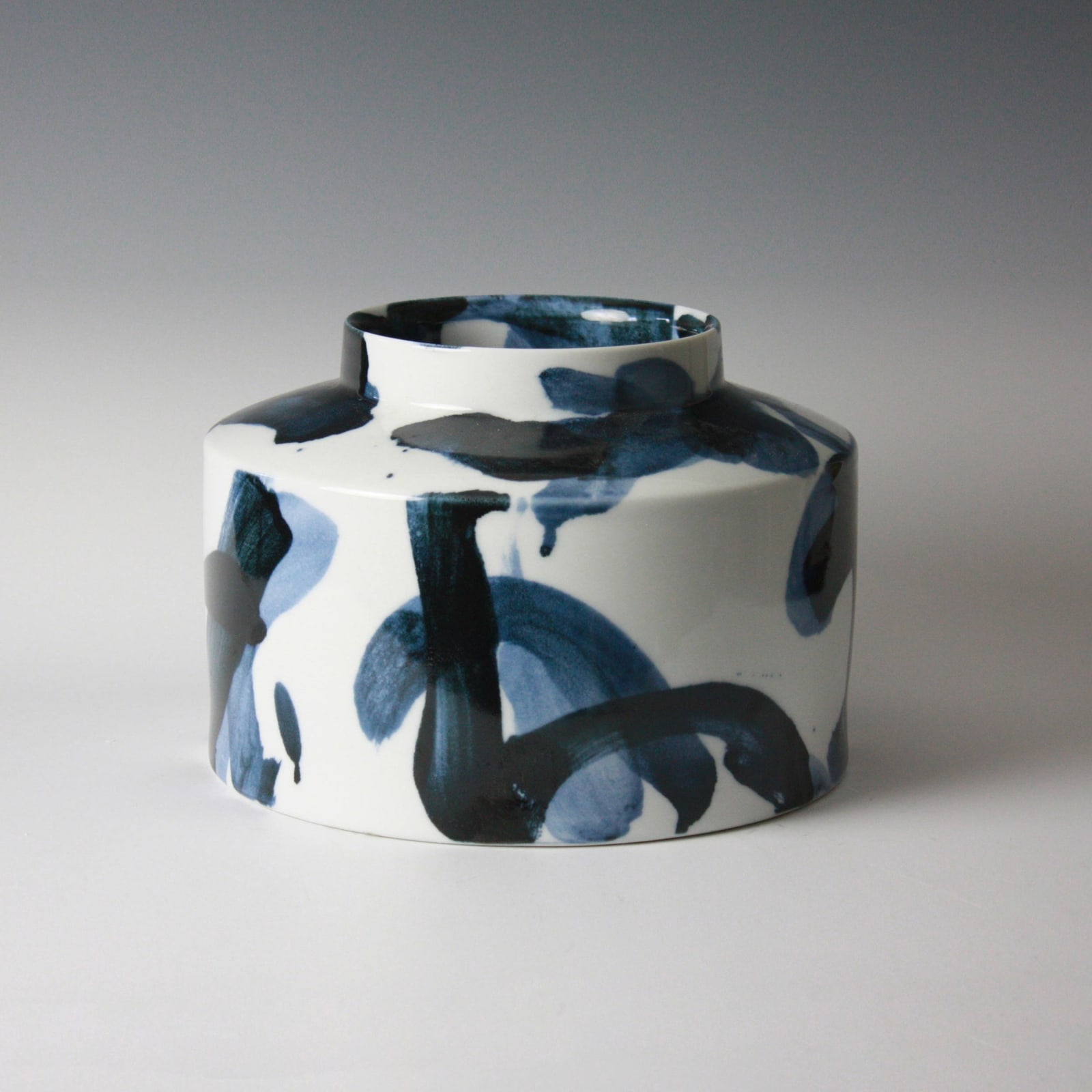 Felicity Aylieff, Ink Blue Low Pot, 2012