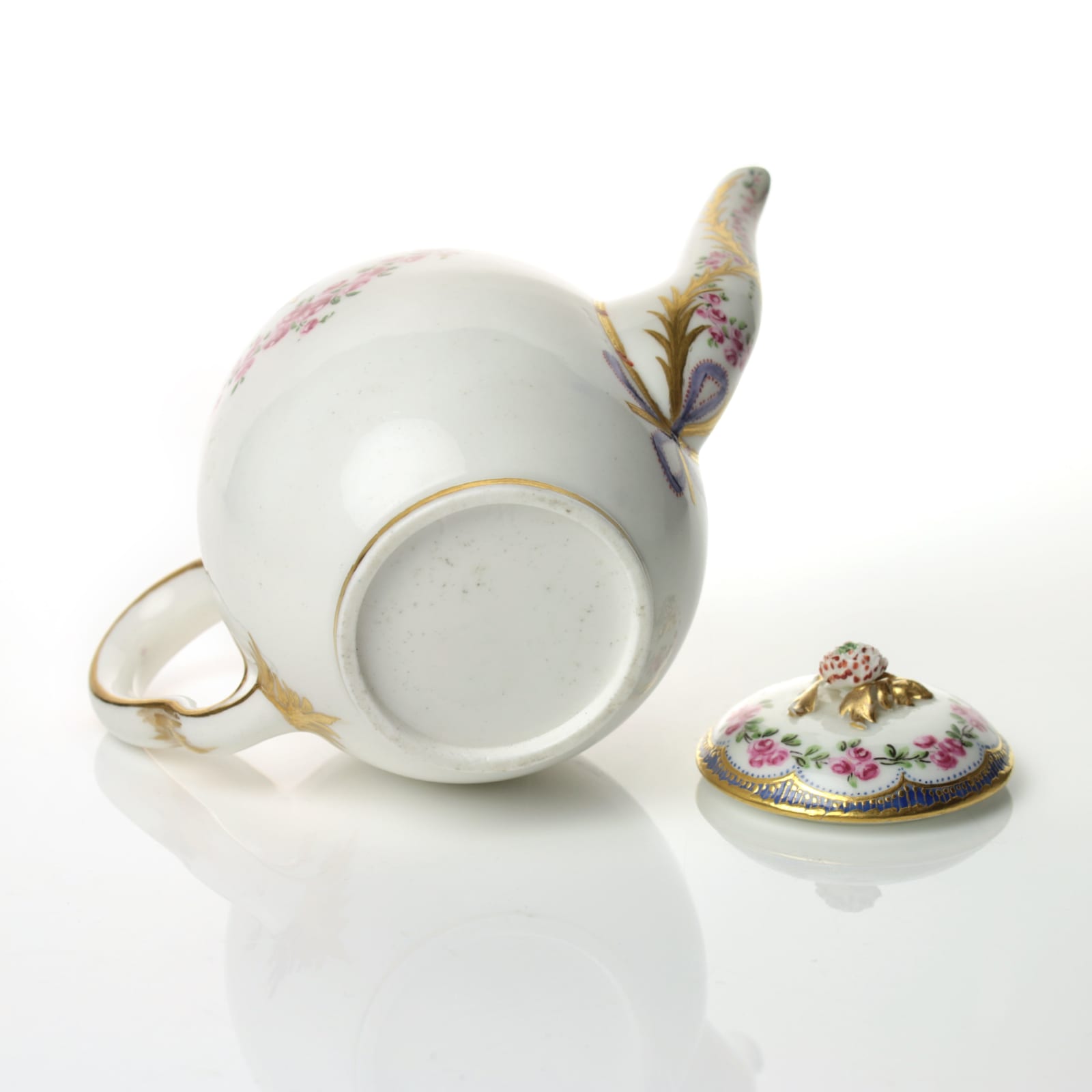 Sèvres Porcelain, A French 18th Century Soft-Paste Sèvres Porcelain Teapot, circa 1765