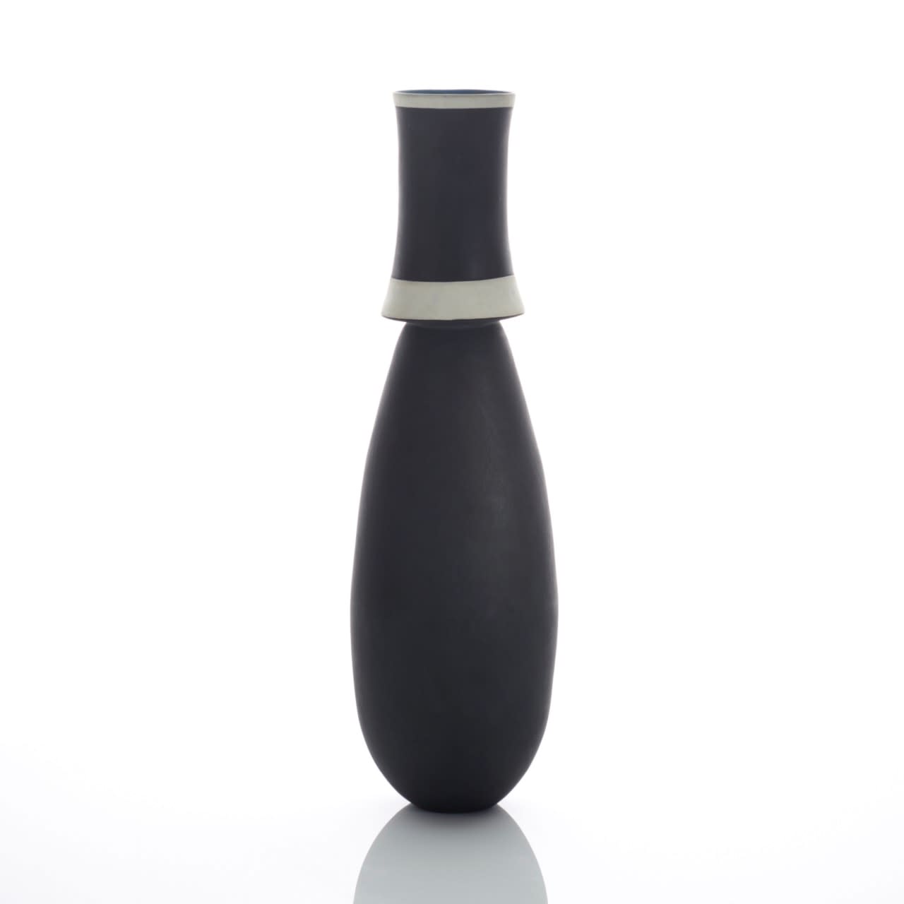 Elizabeth Fritsch, Dark Vase, circa 2005