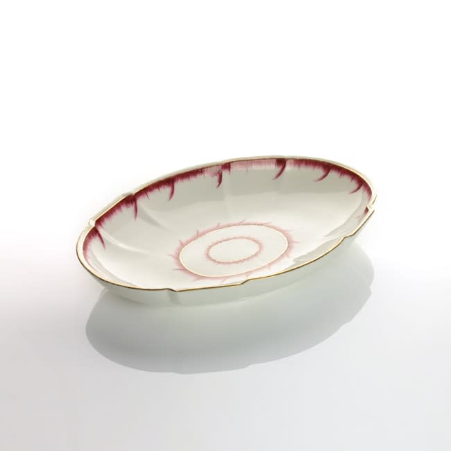 Sèvres Porcelain, A Vincennes Porcelain Dish, 1752-53