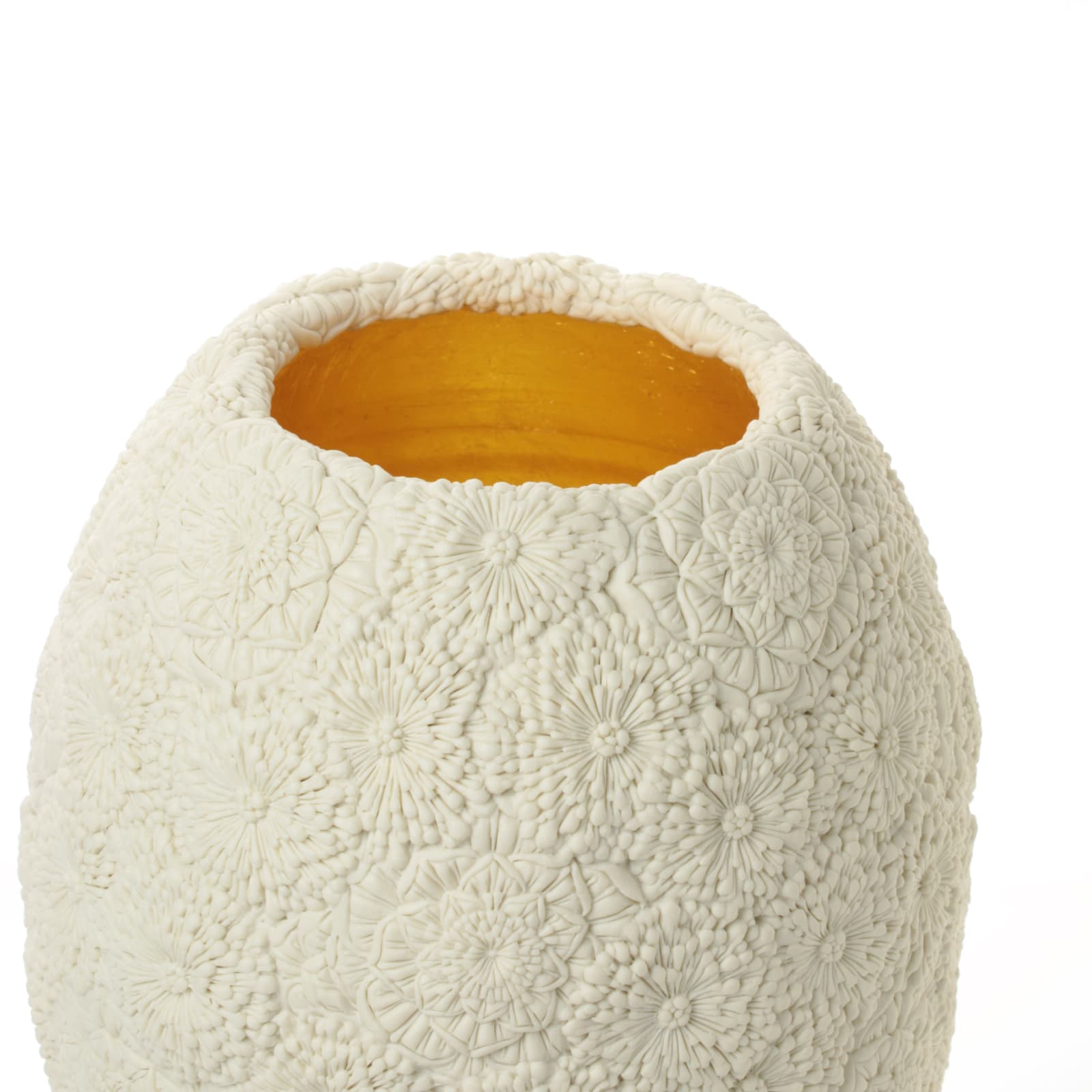 Hitomi Hosono, A Tall Chrysanthemum and Camellia Bowl, 2018