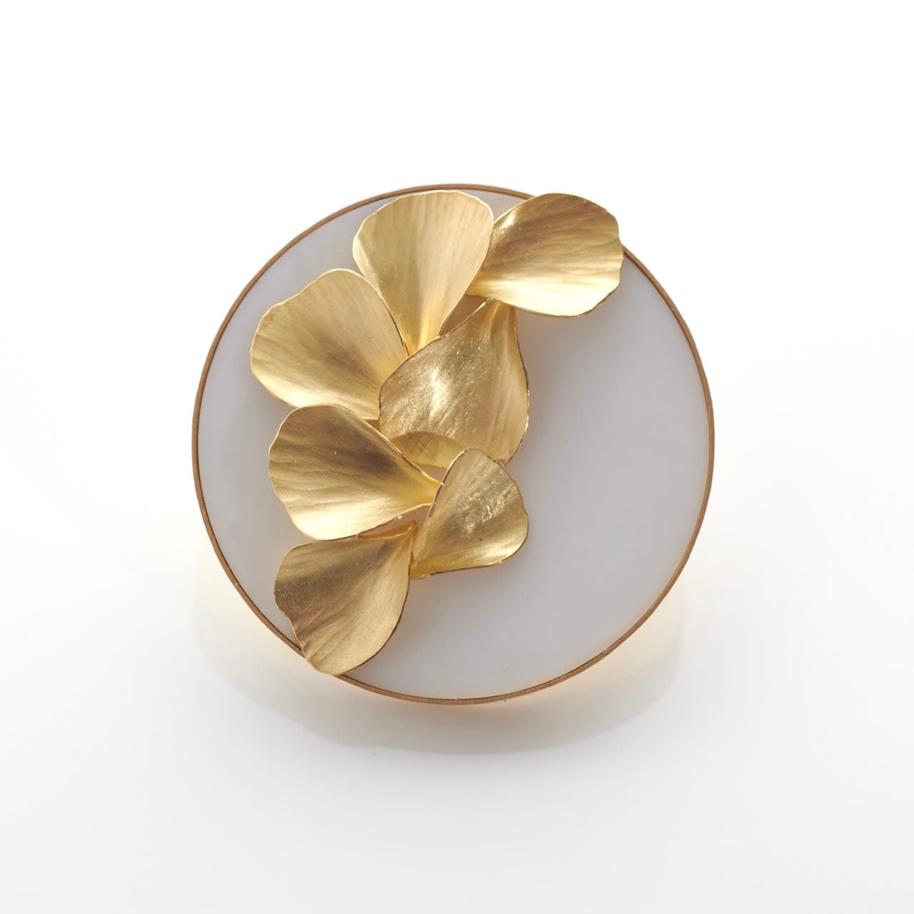 Kayo Saito, Moon Brooch III, 2023