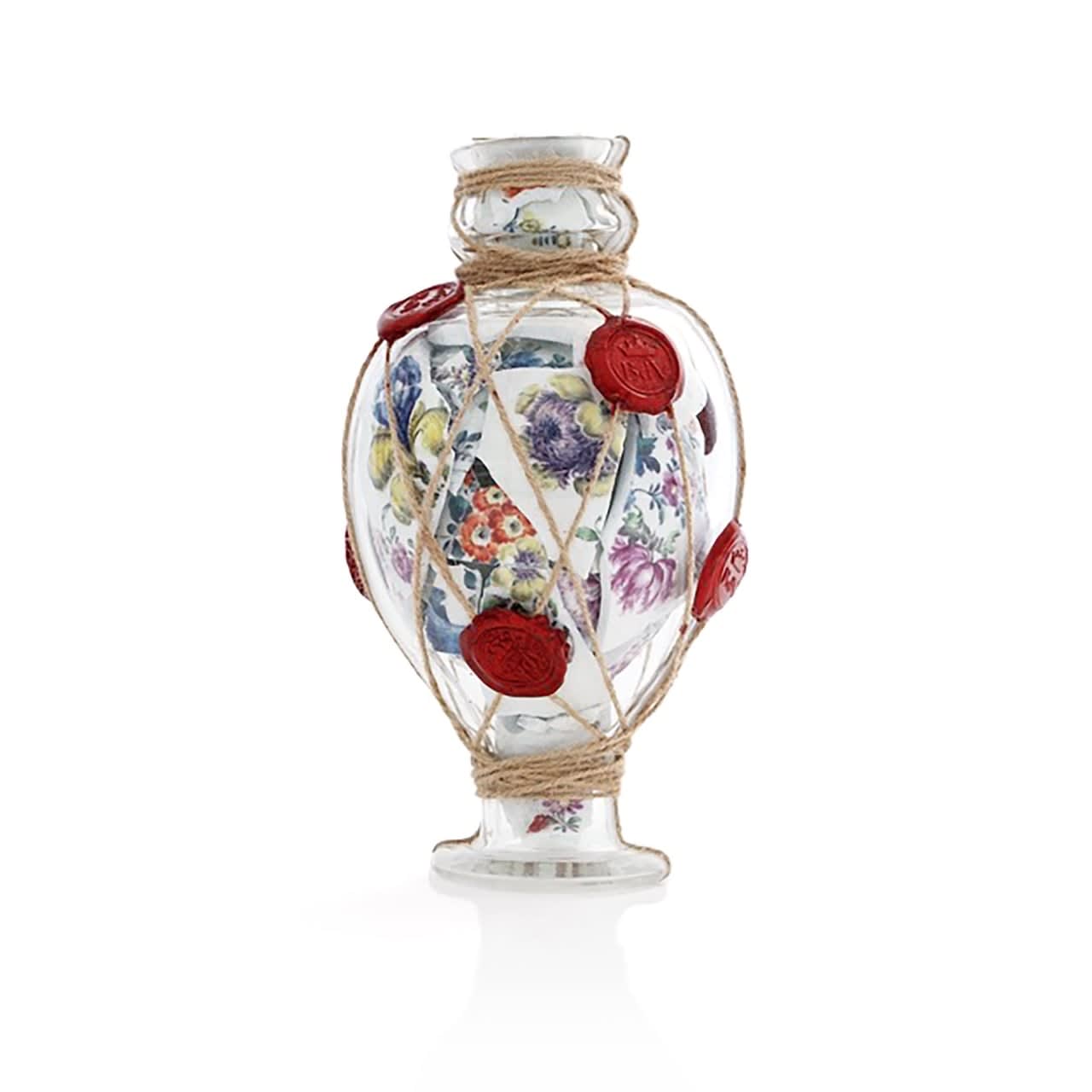Bouke de Vries, Meissen Memory Vessel with Seals, 2022