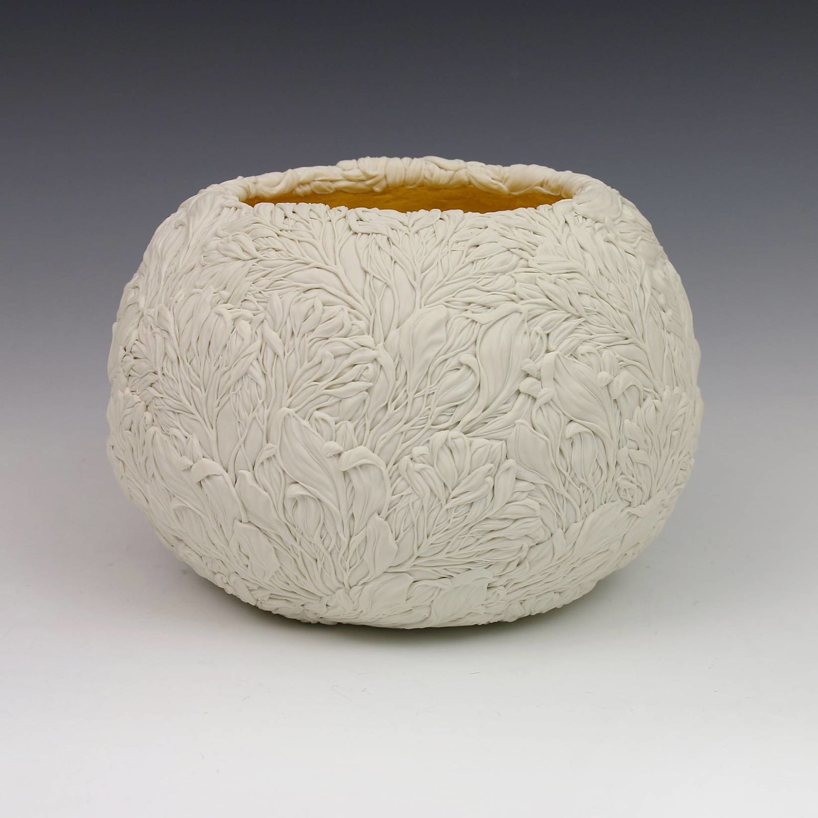 Hitomi Hosono, A Mangrove Oval Bowl, 2015
