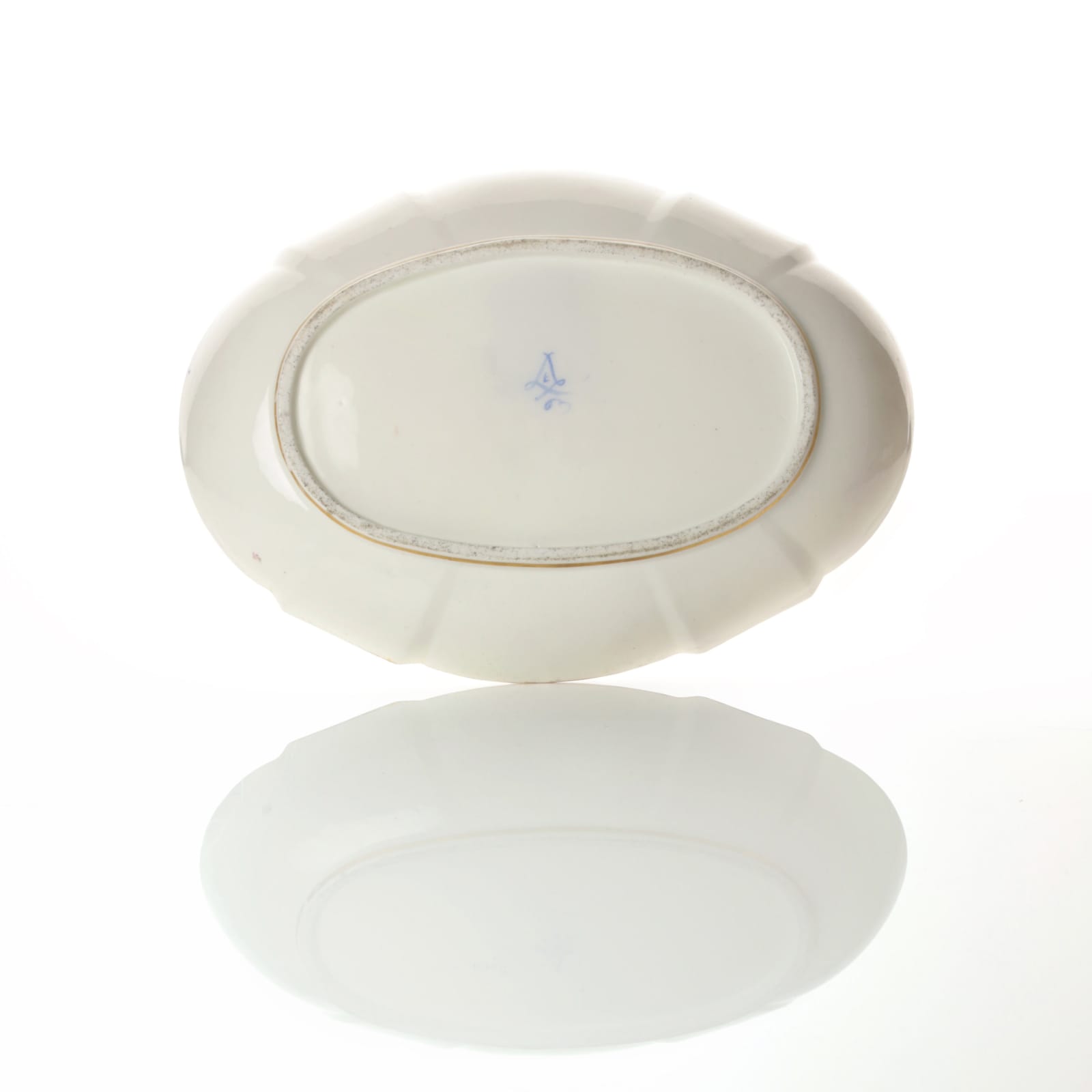 Sèvres Porcelain, A Royal Sèvres Oval Dish made for Louis XV, 1772