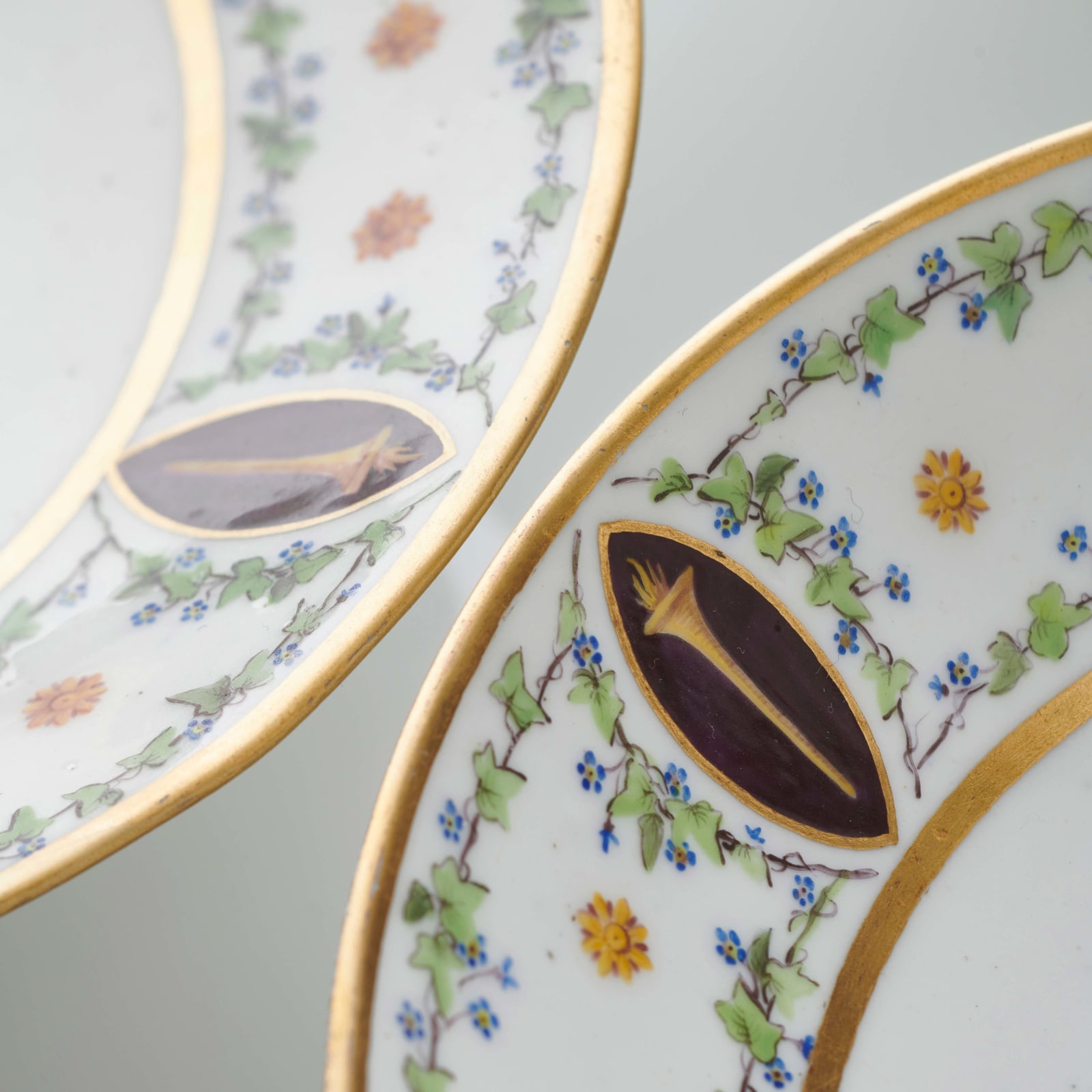 Sèvres Porcelain, 18 Sèvres Plates from a Dinner Service made for Napoleon’s use at the Palace of Stupinigi, 1806