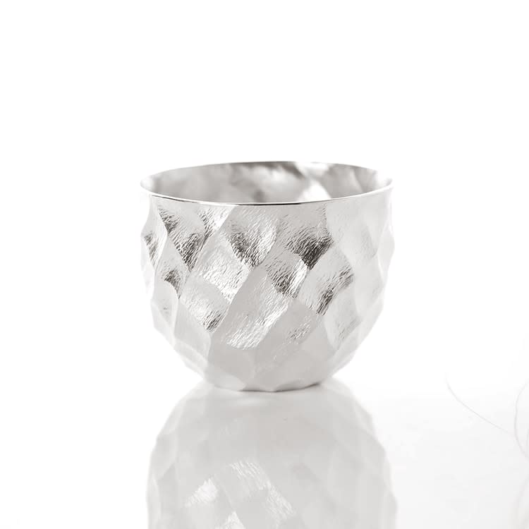 Hiroshi Suzuki, Seni Beaker, 2024