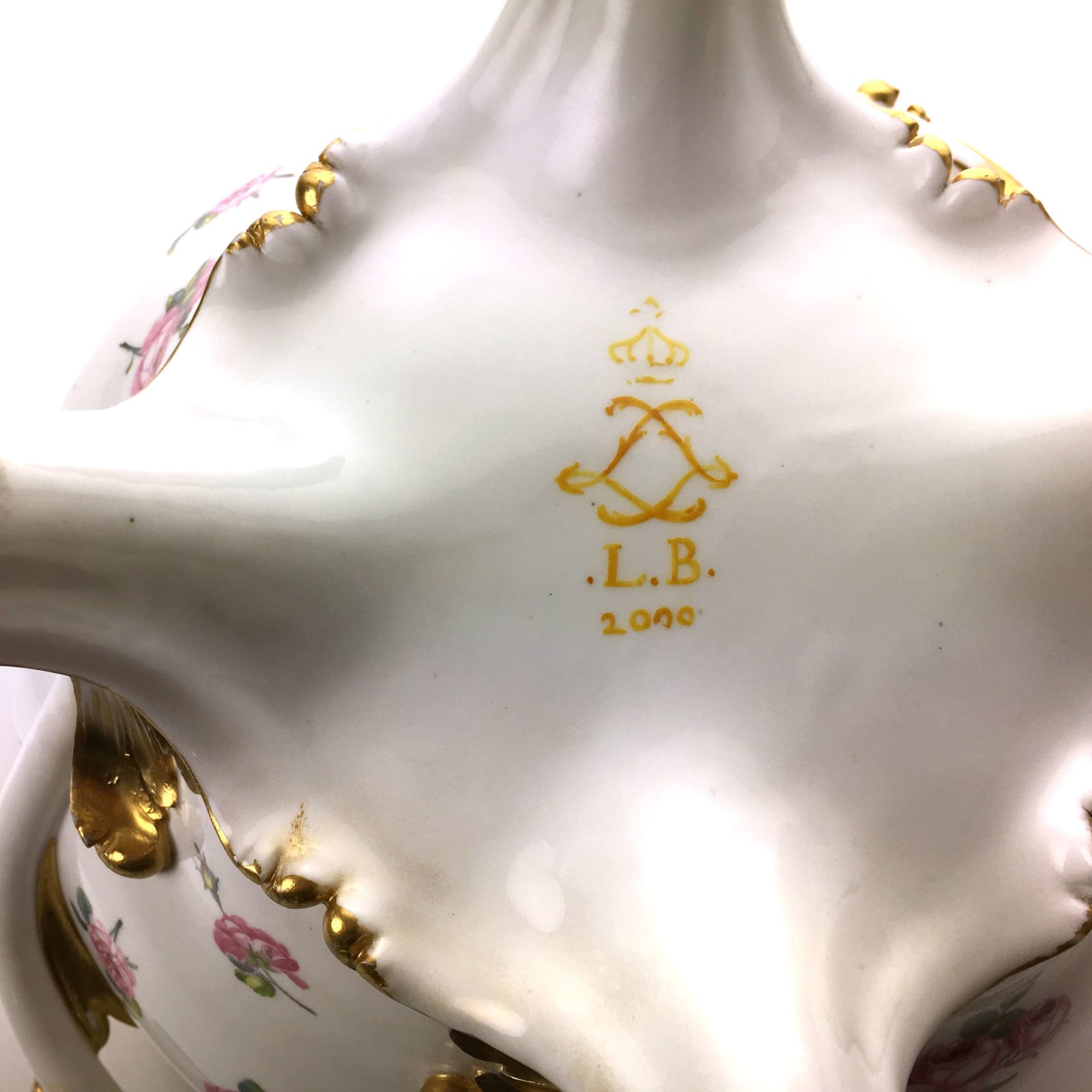 Sèvres Porcelain, A Royal Sèvres Porcelain Tureen and Cover delivered to Louis XVI at Versailles in 1775