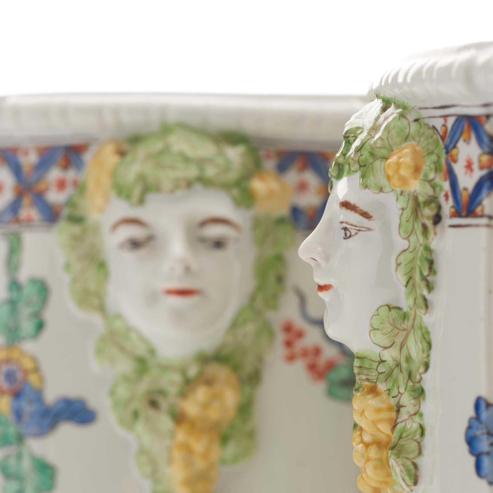 Chantilly Porcelain, A Pair of Chantilly Porcelain Wine Coolers, circa 1740-50