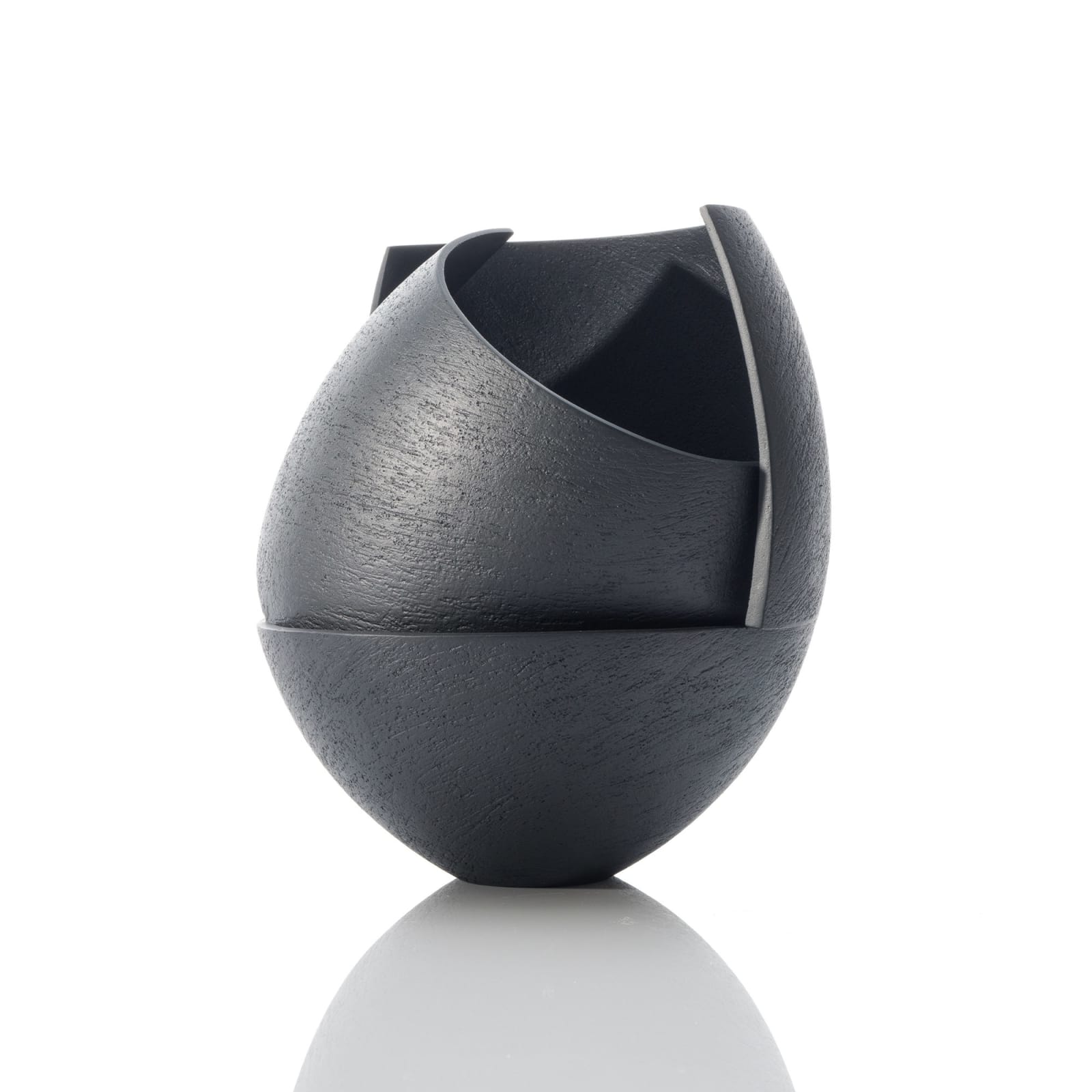 Ashraf Hanna, Black Deconstructed and Altered Vessel, 2025