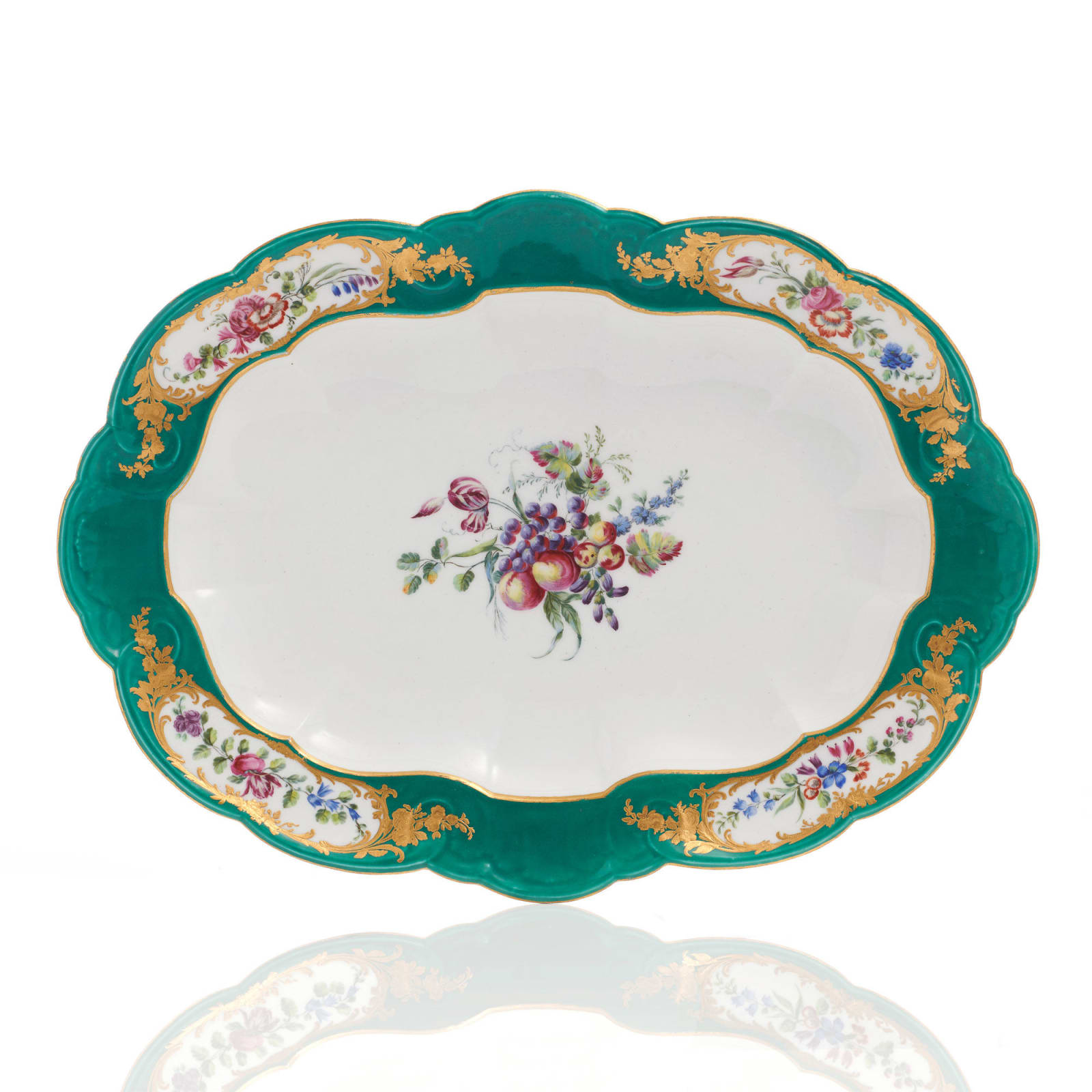 Sèvres Porcelain, A Large Sèvres Dish, 1760-61