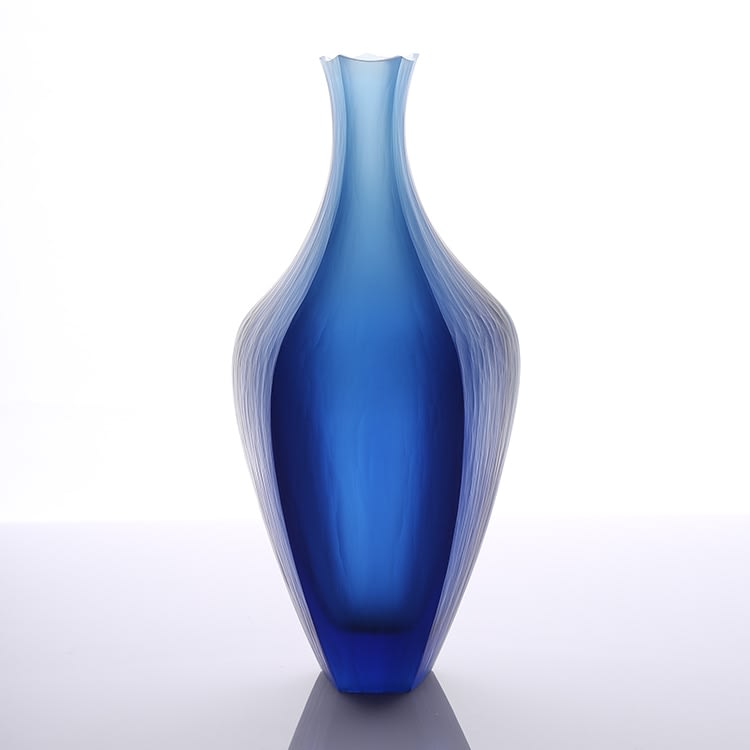 Joon Yong Kim, Blue Bottle, 2024