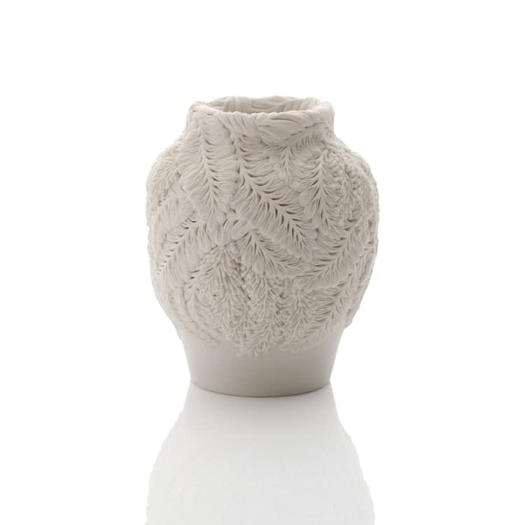 Hitomi Hosono, A Wisteria and Hawthorn Leaves Bottle, 2022