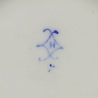 Sèvres Porcelain, A Sèvres Porcelain Pommade Pot, 1761