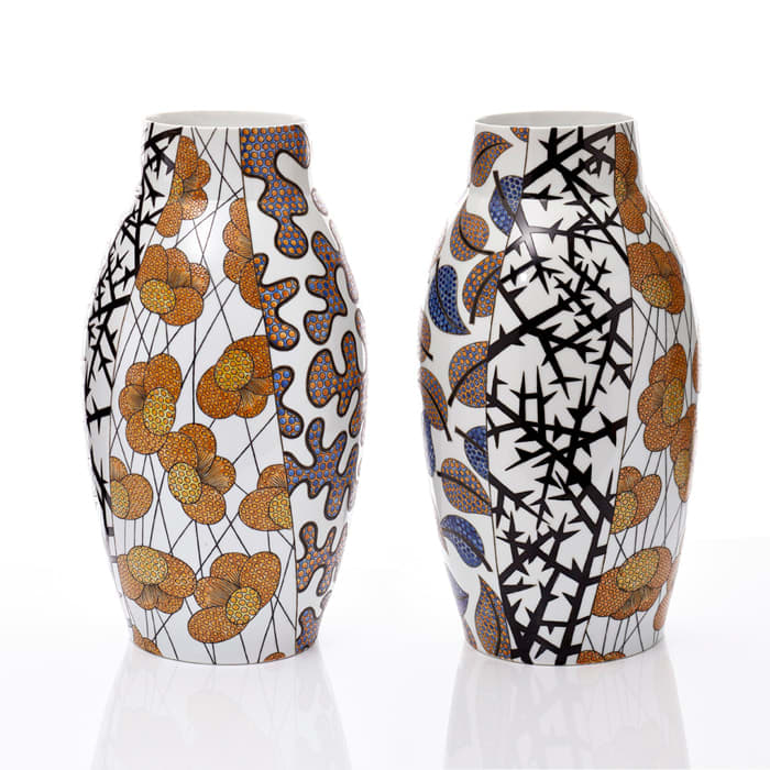 Felicity Aylieff, Pair of Fencai Thorns, Blossom & Leaves Vases, 2016