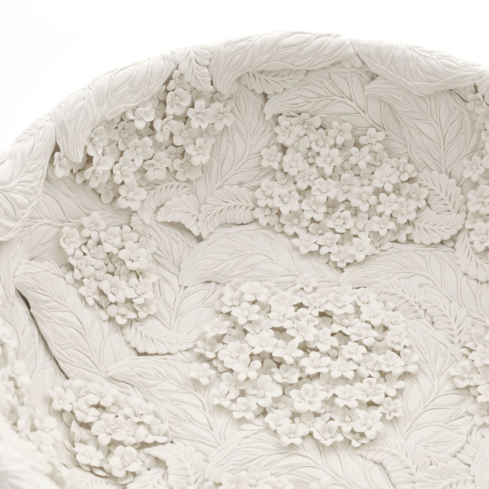 Hitomi Hosono, A Large Wild Flowers and Leaves Open Bowl, 2024