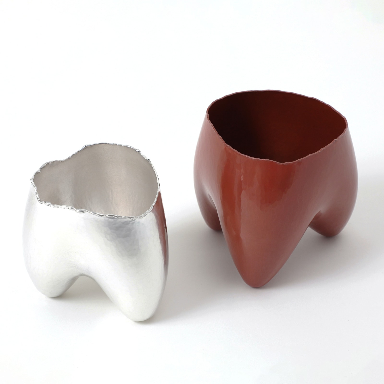 Koichi Io, Three Legged Vase, 2021