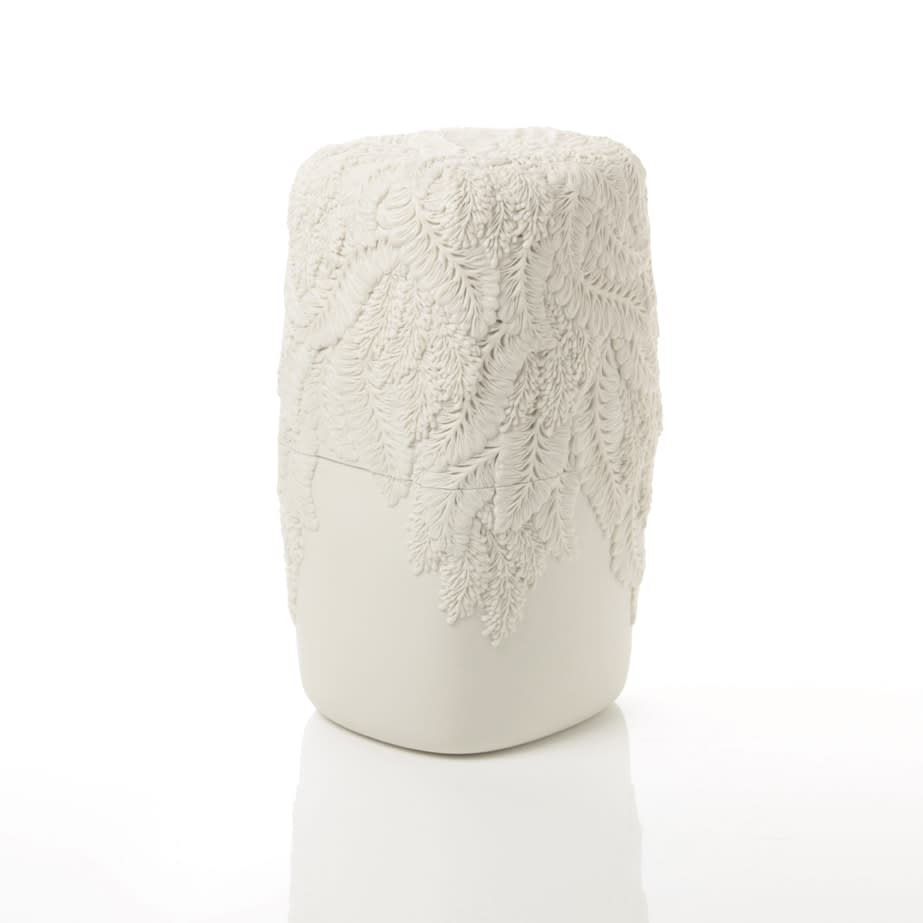 Hitomi Hosono, A Tall Square Wisteria Box, 2018