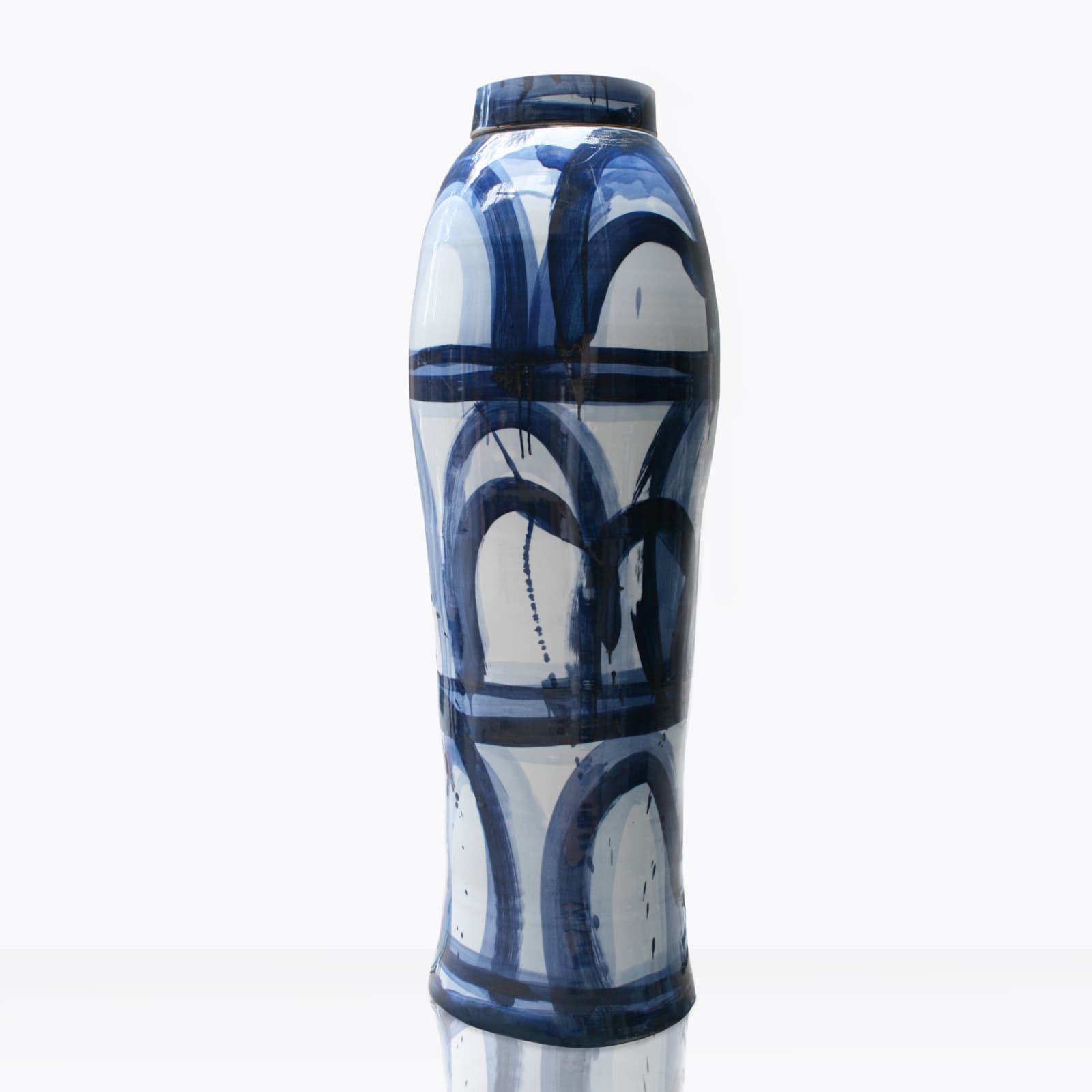 Felicity Aylieff, Blue Mountains - Lidded Vase, 2017