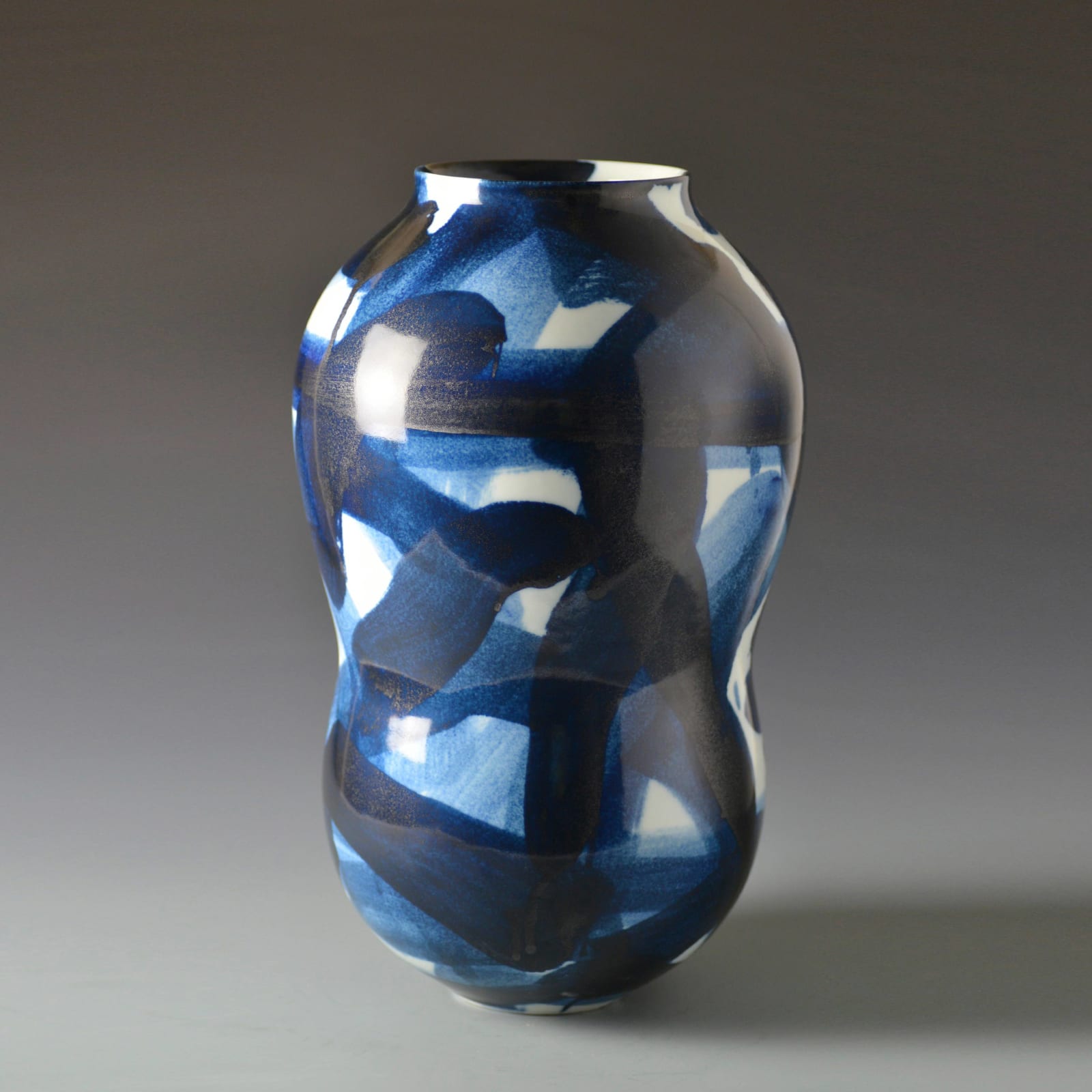 Felicity Aylieff, Chatsworth Blue & White Vase, 2013