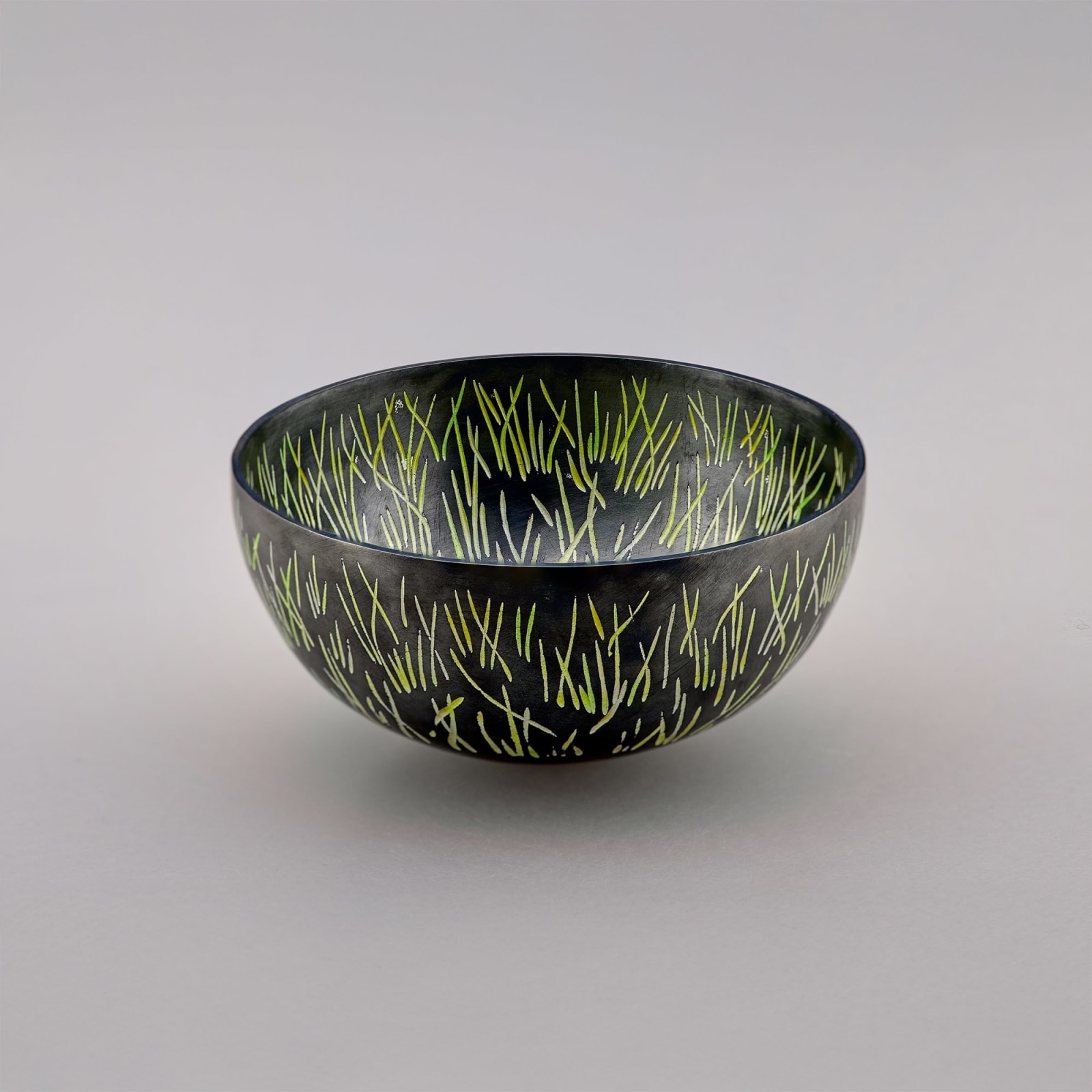 Cara Murphy, Medium Dubh Grass Bowl, 2025