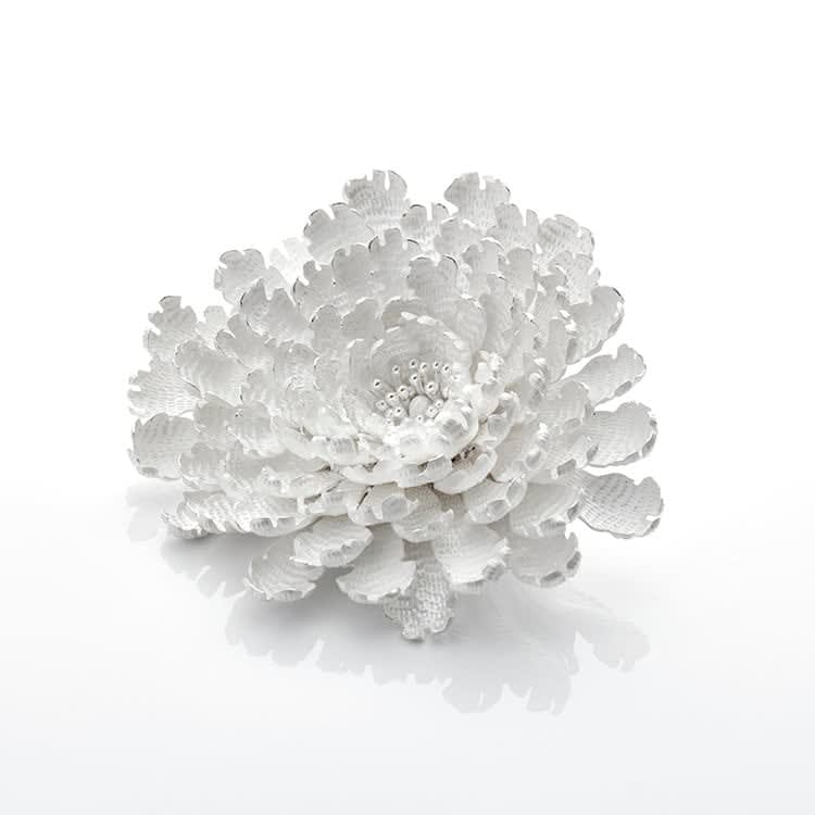 Junko Mori, Silver Organism, Tulip Rococo, 2023