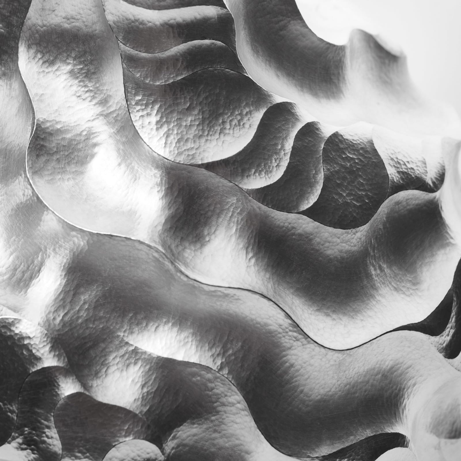 Hiroshi Suzuki, Miyabi-Fire Vase, 2021