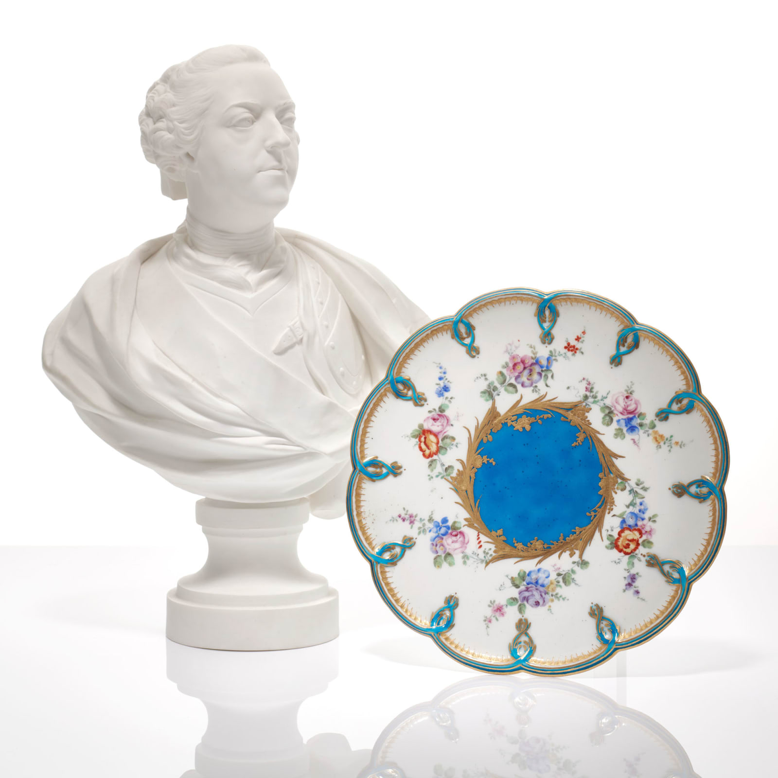 Sèvres Porcelain, A Royal French 18th Century Vincennes Soft-Paste Porcelain Footed Tray from Versailles, circa 1755