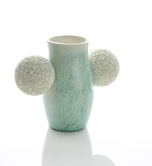 Kate Malone, A Daisy Snowball Vase, 2018