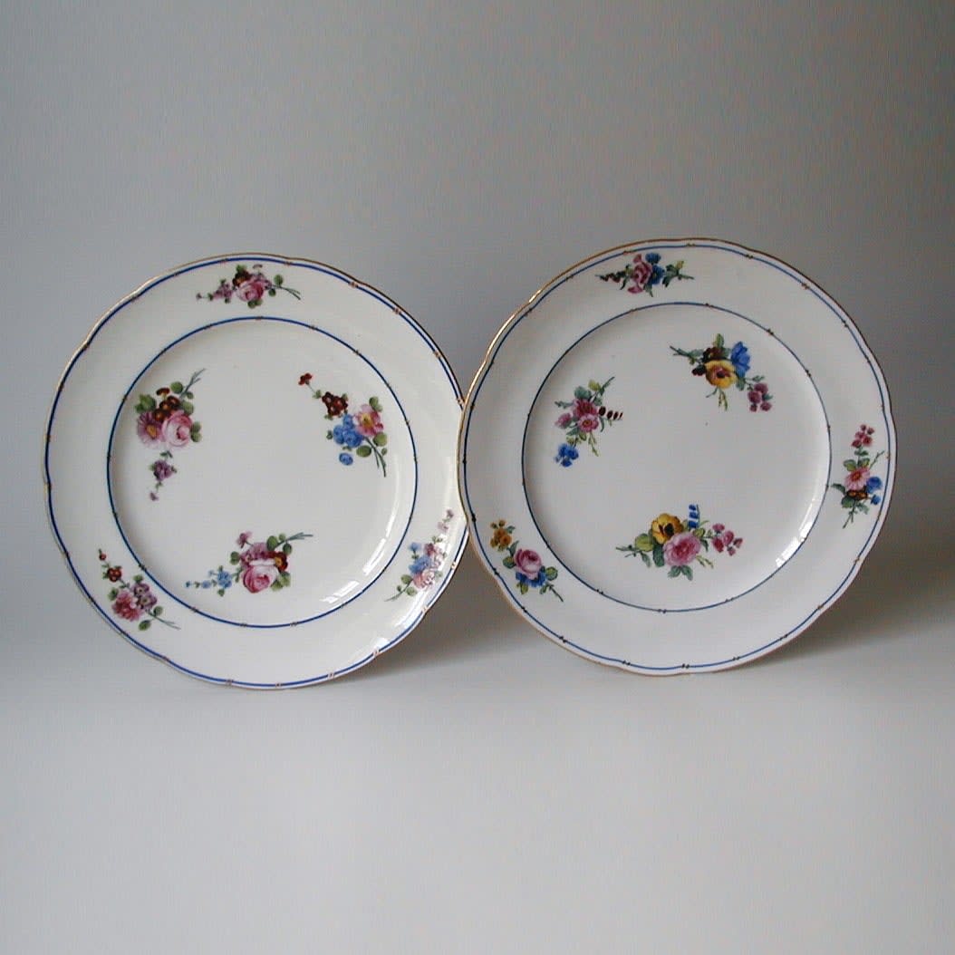 Sèvres Porcelain, A Set of 8 Sèvres Plates, 1771 & 1775