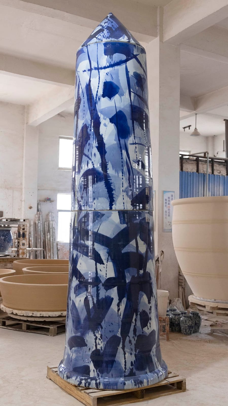 Felicity Aylieff, Blue: Sentinel, Obelisk, 2023