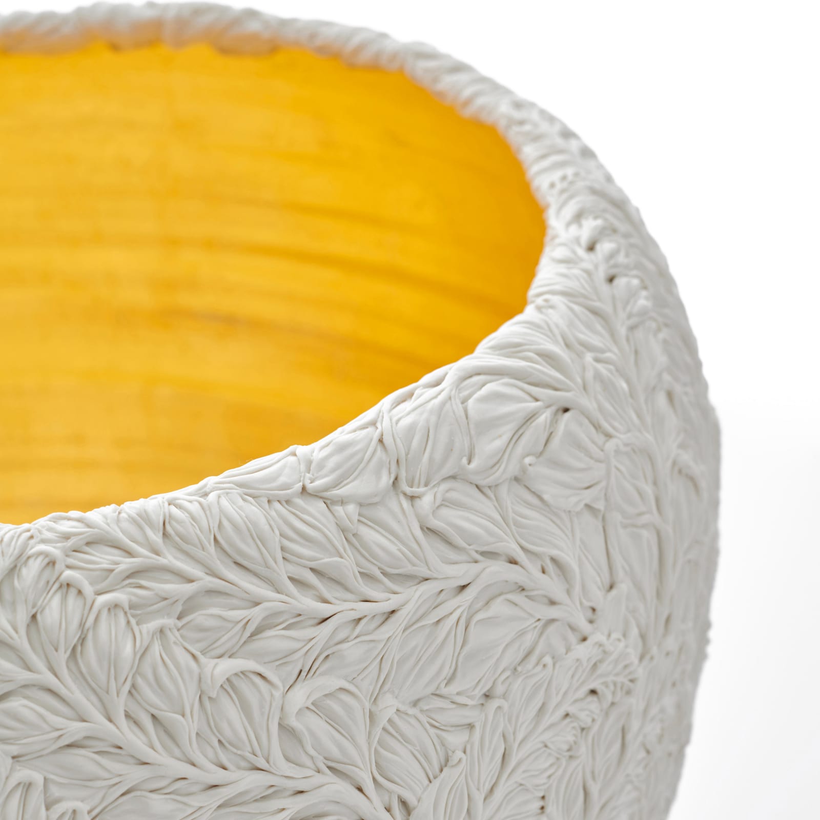 Hitomi Hosono, A Very Large Oval Nazuna Vase, 2017