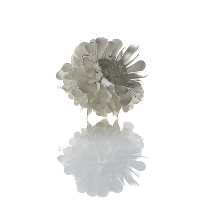 Junko Mori, Silver Organism; Twisted Leaf, 2017