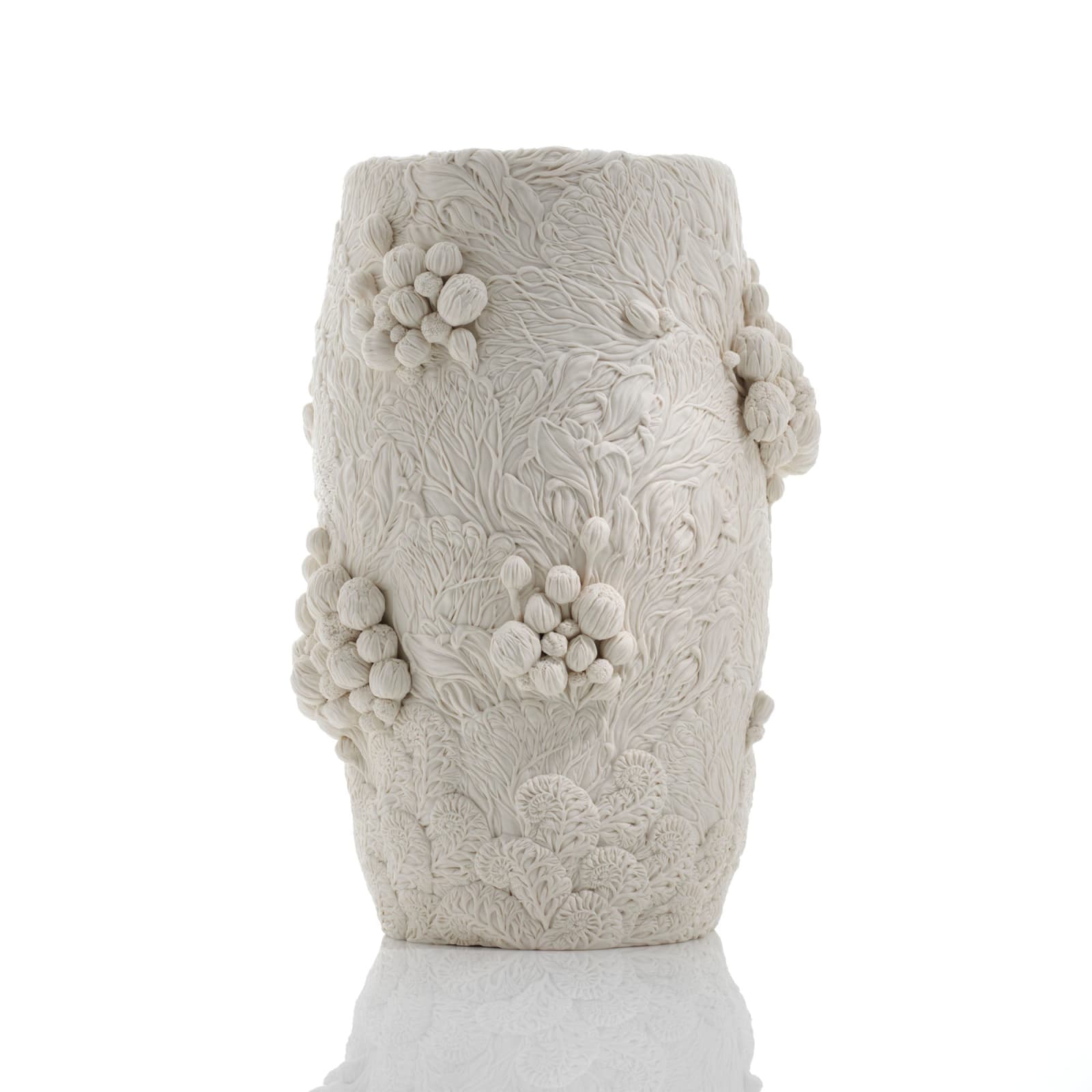 Hitomi Hosono, A Tall Gerbera, Leaves and Zenmai Vase, 2023